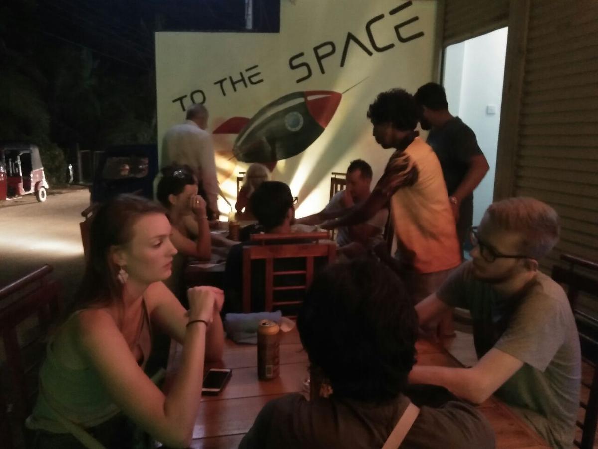 Space Garden Hostel Mirissa Zewnętrze zdjęcie
