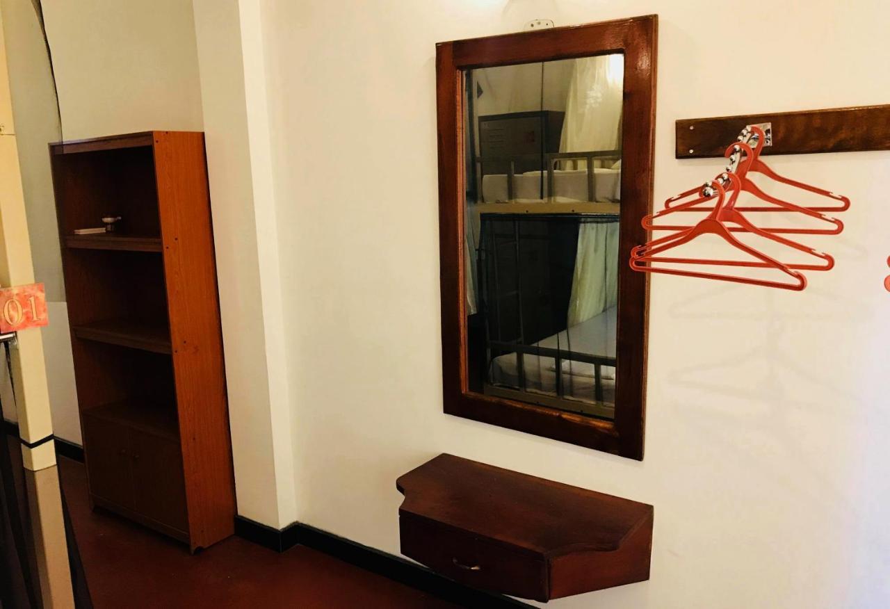 Space Garden Hostel Mirissa Zewnętrze zdjęcie