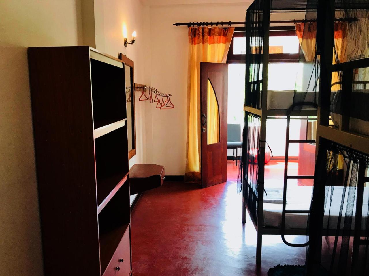 Space Garden Hostel Mirissa Zewnętrze zdjęcie